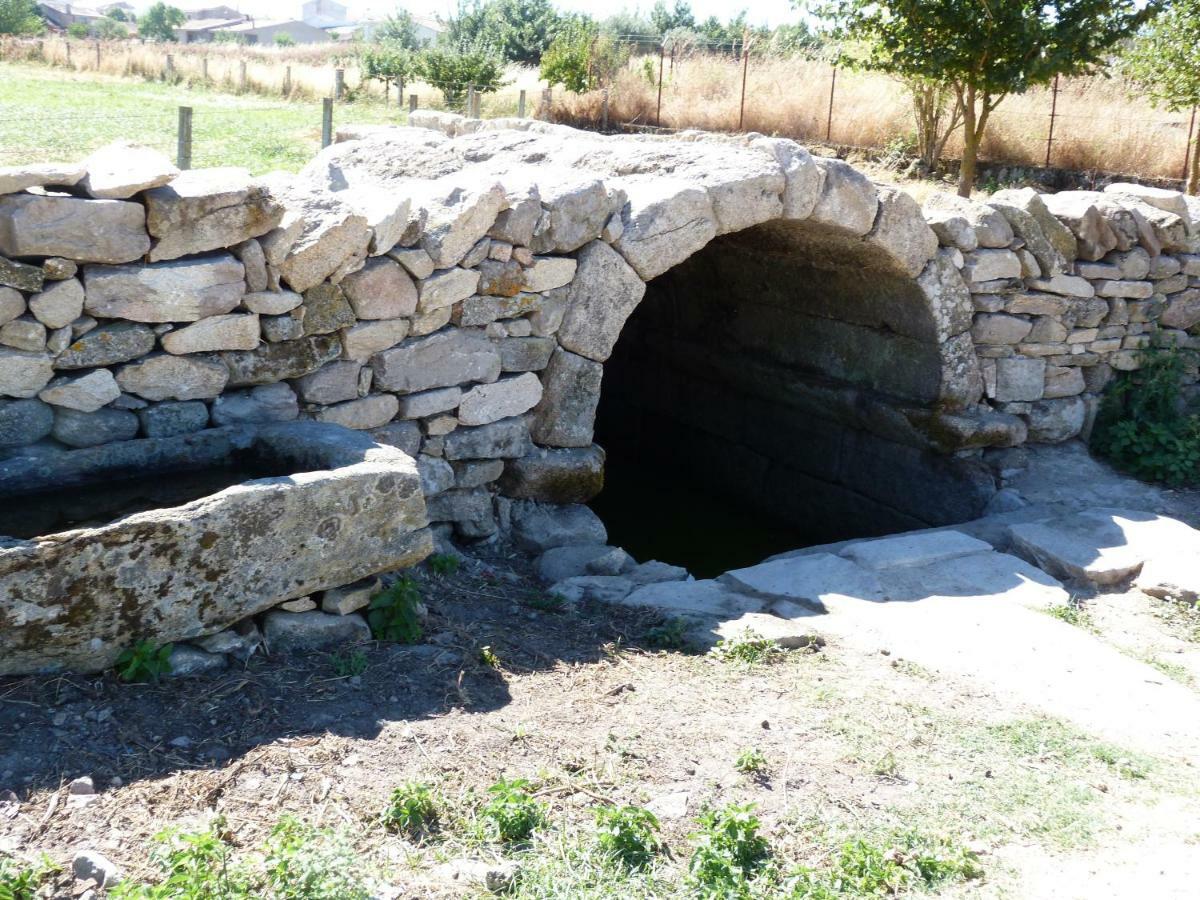 Casa Rural La Fuente Trabanca Esterno foto